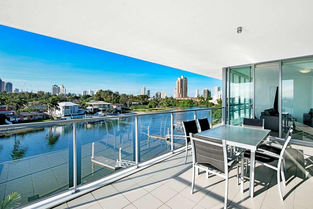 Ultiqa Freshwater Point Resort Broadbeach Голд-Кост Экстерьер фото